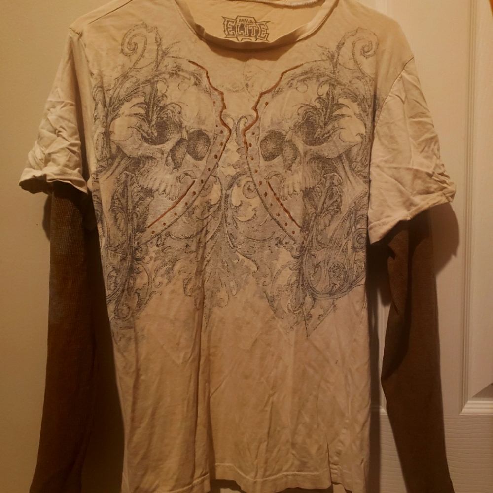black and gray shirt long sleeve